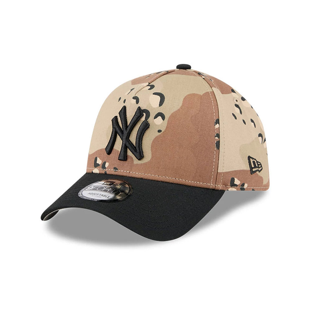 New York Yankees MLB Desert 2 Tone Beige New Era 9FORTY A-Frame Adjustable Cap, three-quarter view showing the large black NY logo in raised embroidery on the front panel, with a black curved visor and 9FORTY size sticker.