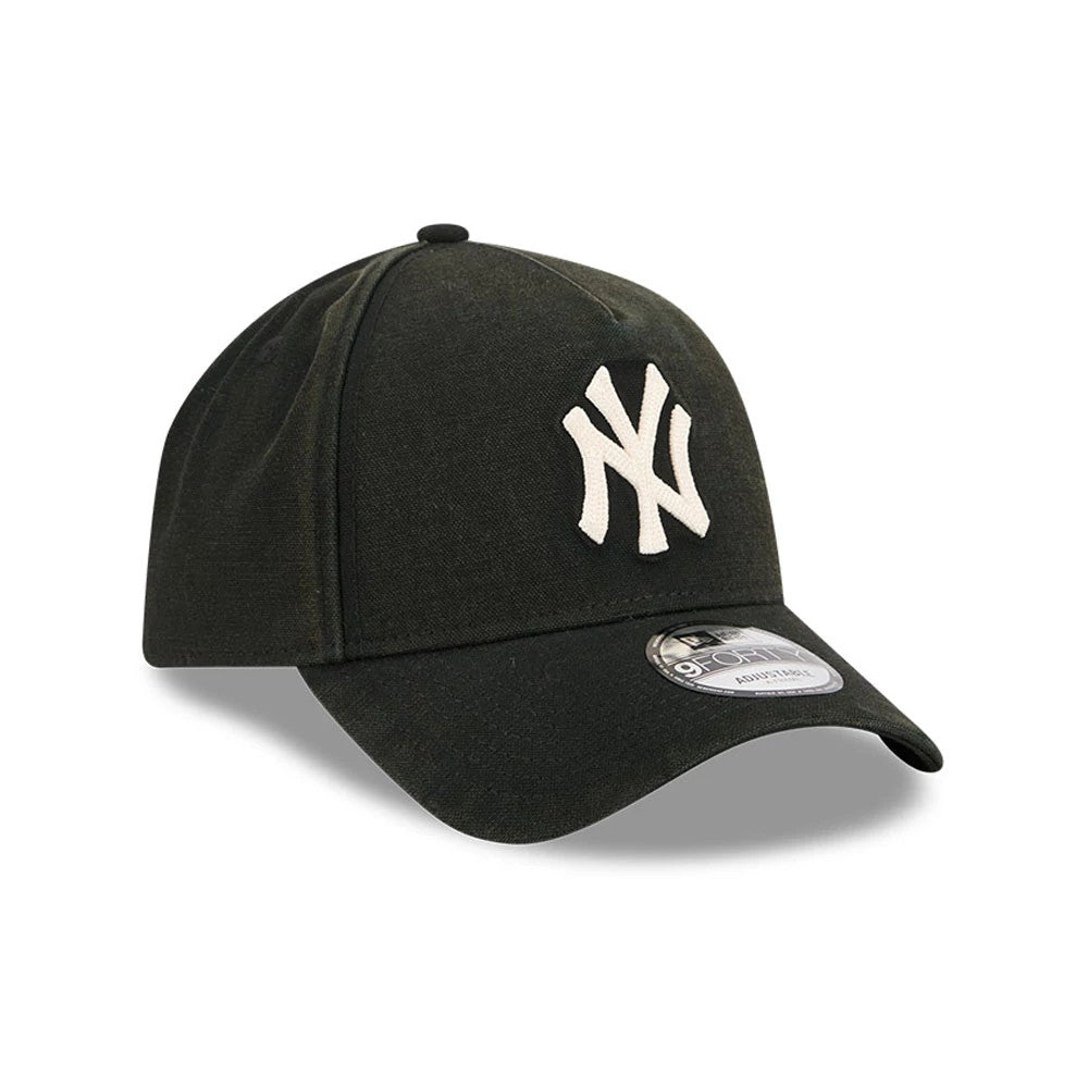 Pictured is this MLB Washed Canvas New York Yankees 9FORTY A-Frame cap in black. 3