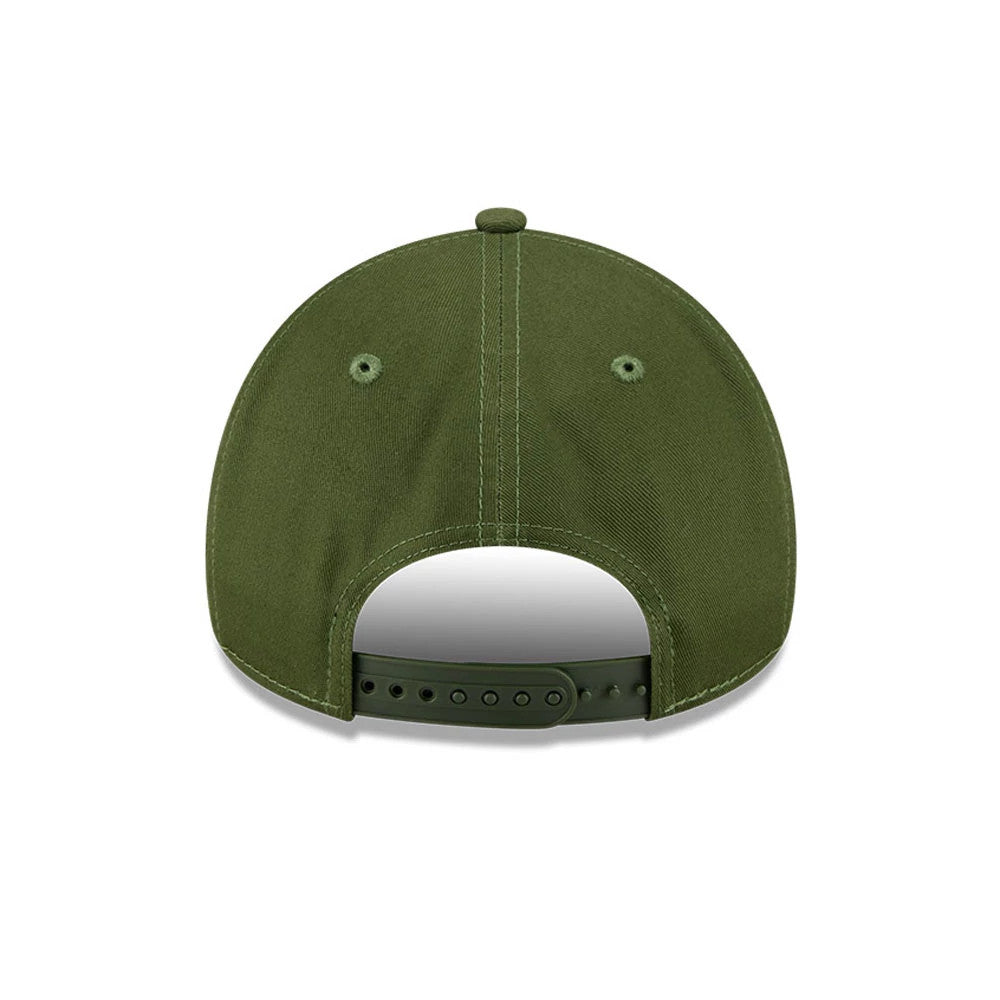 New York Yankees MLB Autumn Mix Dark Green New Era 9FORTY A-Frame Adjustable Cap, rear view showing the dark green adjustable strap and matching embroidered eyelets, set on a structured dark green crown.