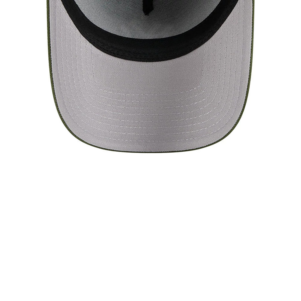 Pictured is this MLB Autumn Mix New York Yankees 9FORTY A-Frame cap in dark green. 2