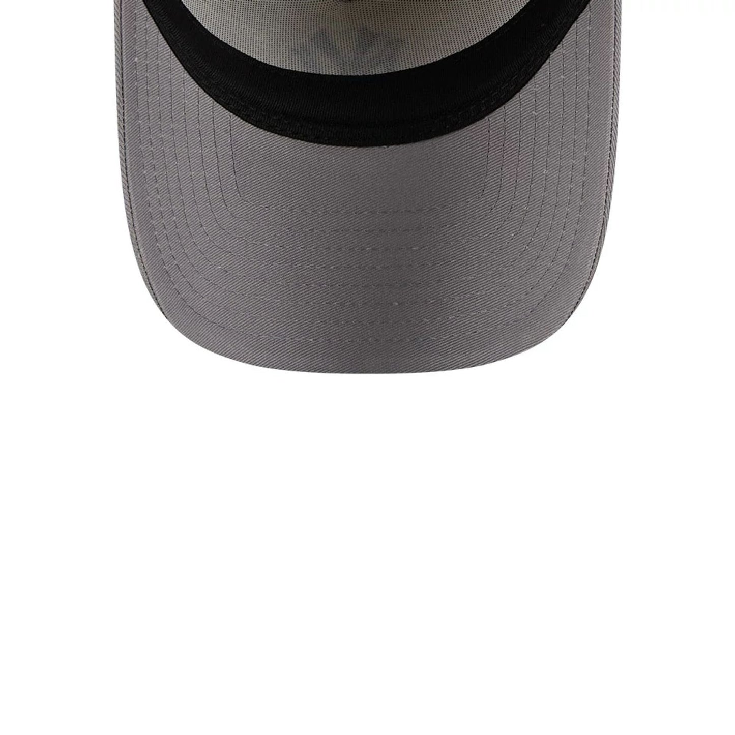 Pictured is this MLB Stone Storm New York Yankees 9FORTY A-Frame cap in light beige. 7