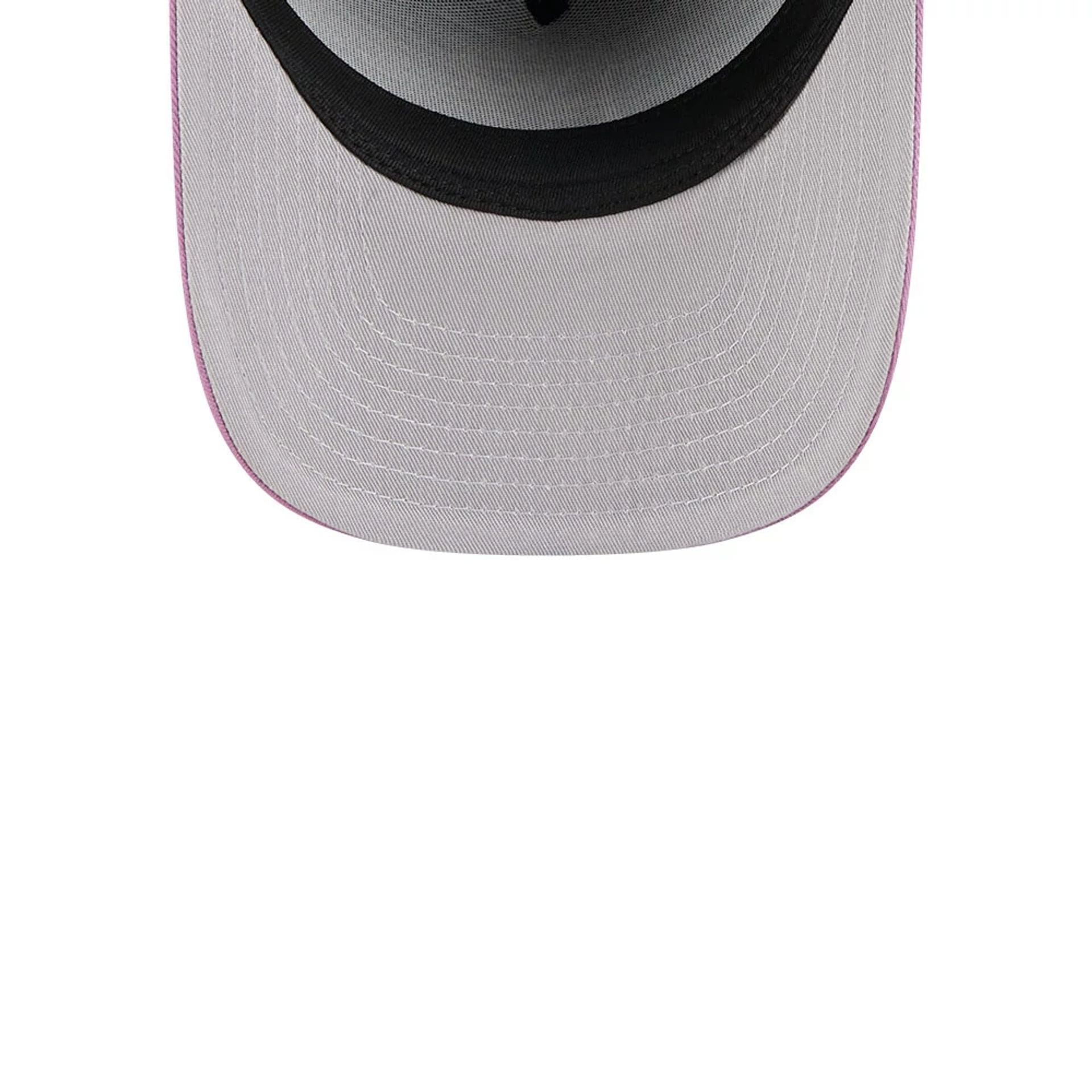 Pictured is this MLB Jacaranda New York Yankees 9FORTY A-Frame cap in pastel purple. 2