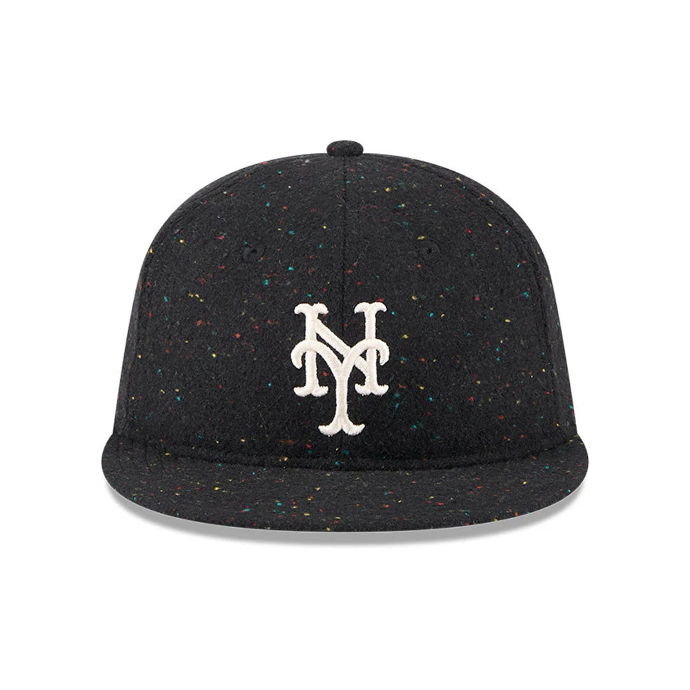 New York Mets MLB Speckled Wool Black Retro Crown New Era 9FIFTY Adjustable Cap, front view showing the raised white embroidered NY logo on the speckled black crown and matching flat visor.