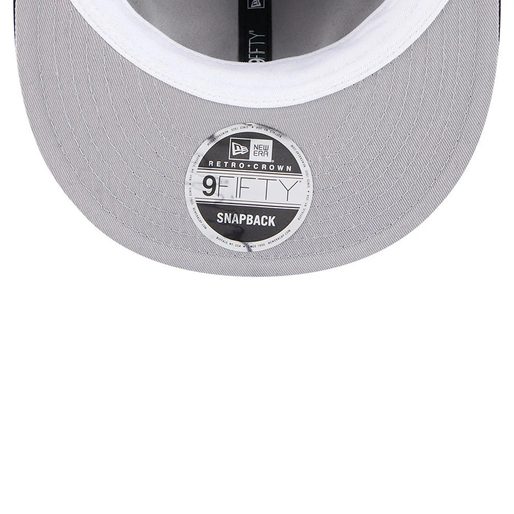 New York Mets MLB Speckled Wool Black Retro Crown New Era 9FIFTY Adjustable Cap, inside view showing the grey undervisor, black taping with New Era branding, and large white 9FIFTY size sticker on the flat visor.