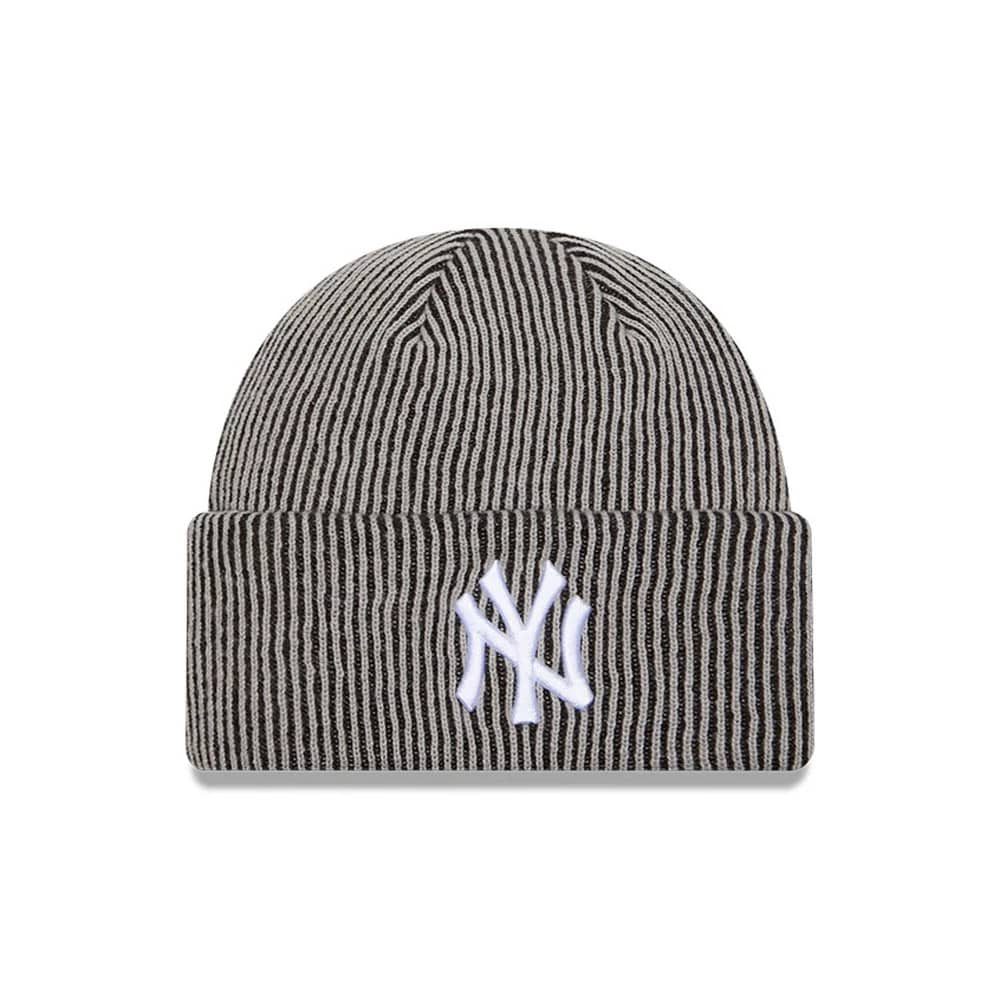 New Era New York Yankees MLB Rib Grey Cuff Knit Beanie Hat, front view showing a raised white embroidered Yankees logo on the folded cuff with a ribbed grey knit pattern throughout.
