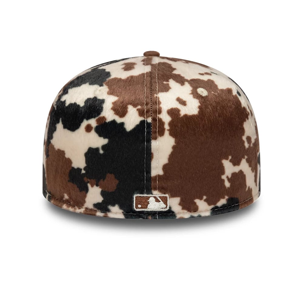 This is a New York Yankees Animal Print Cow Beige 59FIFTY Fitted Cap 7