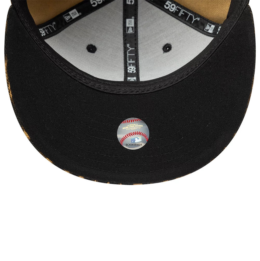 Pictured is this MLB Core Leopard New York Yankees 59FIFTY Fitted cap in black. 2