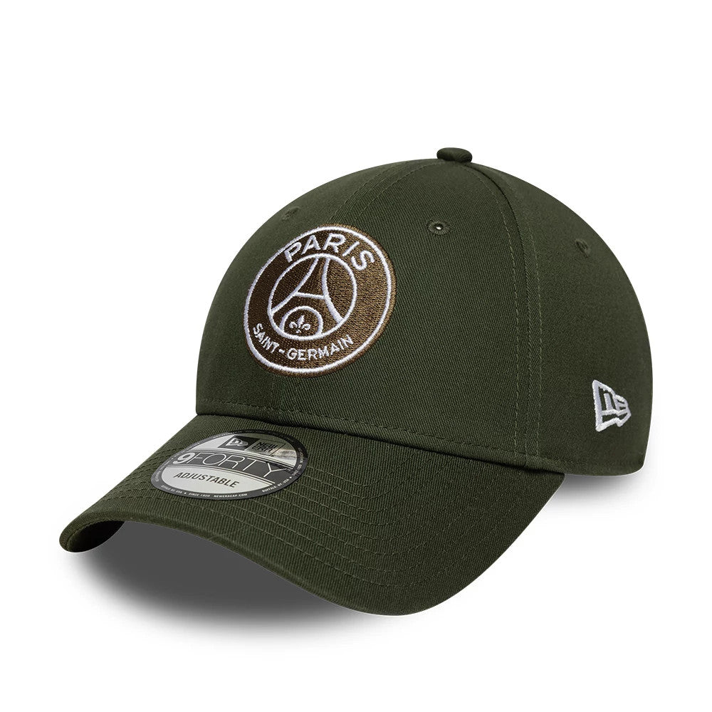 Pictured is this Paris Saint-Germain 9FORTY cap in dark green. 1