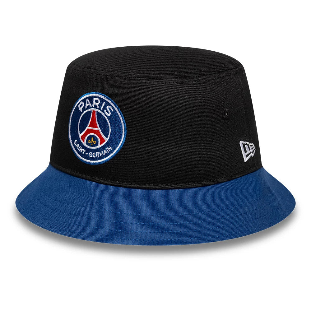 New Era Paris Saint-Germain Core Black Bucket Hat, front view showing the embroidered PSG crest on the black crown, black eyelets, and a contrast blue visor with the white New Era flag logo on the side.