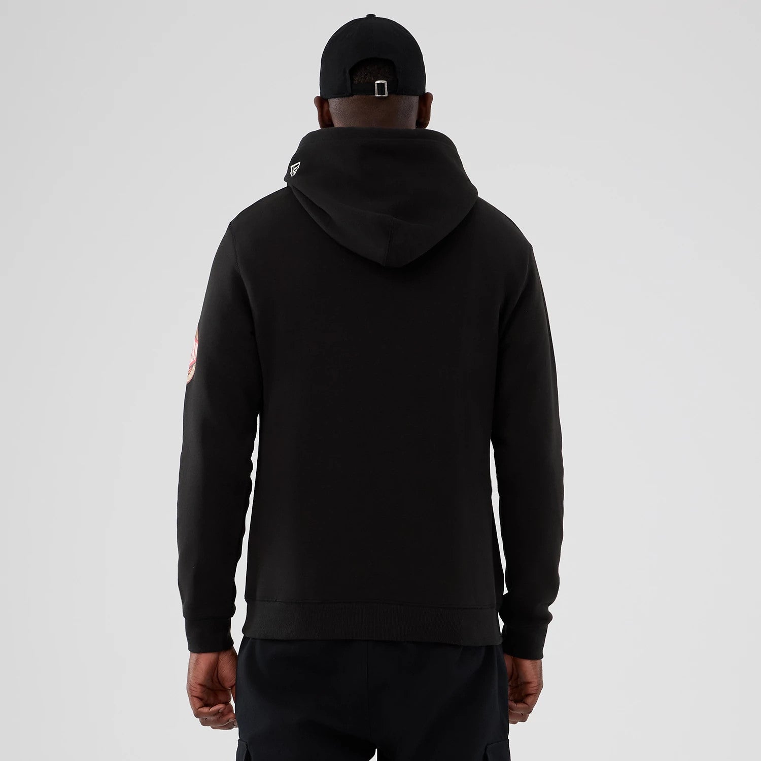 The model is wearing this NBA Hardwood Classic LA Lakers Pullover Hoodie in black. 2
