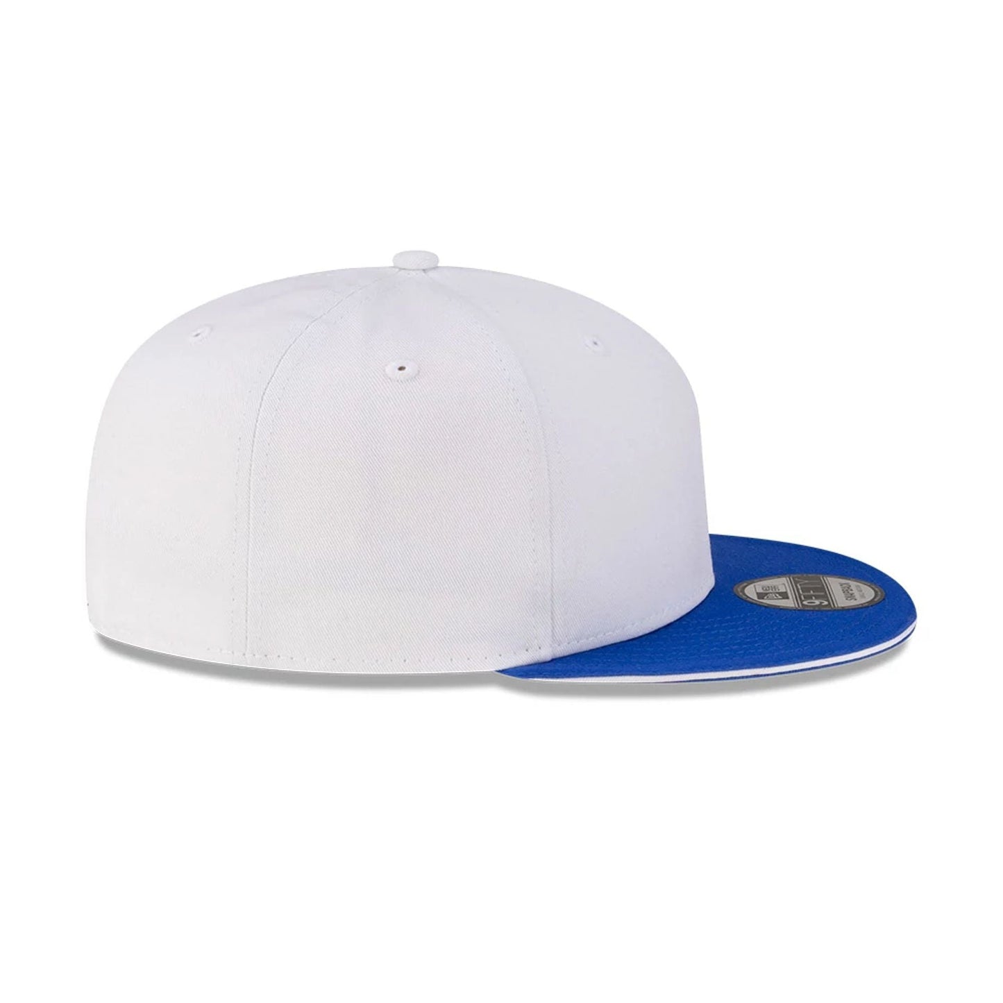 Pictured is this Visa Cash App Racing Bulls Essential 9FIFTY Snapback Adjustable cap in white. 7
