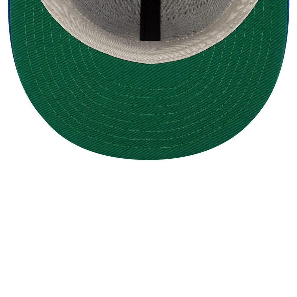 Pictured is this FOG X MLB Chicago Cubs Retro Crown 59FIFTY Fitted cap in blue. 2