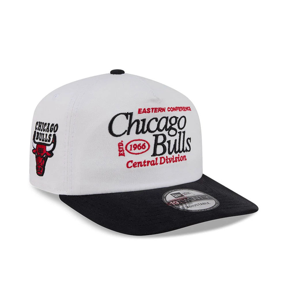Chicago Bulls NBA Conference White New Era 19TWENTY Adjustable Cap, three-quarter view showing the black and red embroidered team logo and lettering on the front panel, with a black visor and 19TWENTY size sticker.
