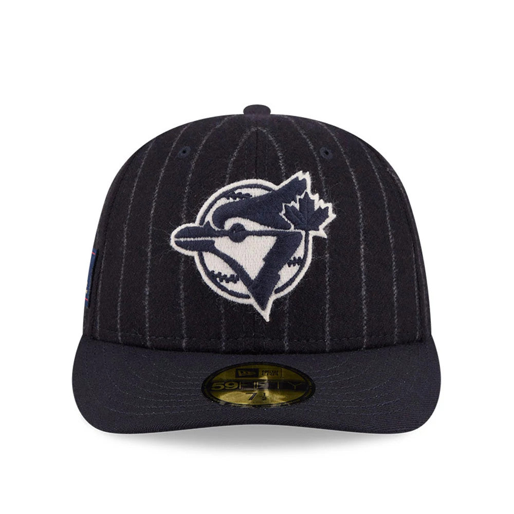 Pictured is this MLB X Moon Toronto Blue Jays 59FIFTY Fitted cap in Navy. 3
