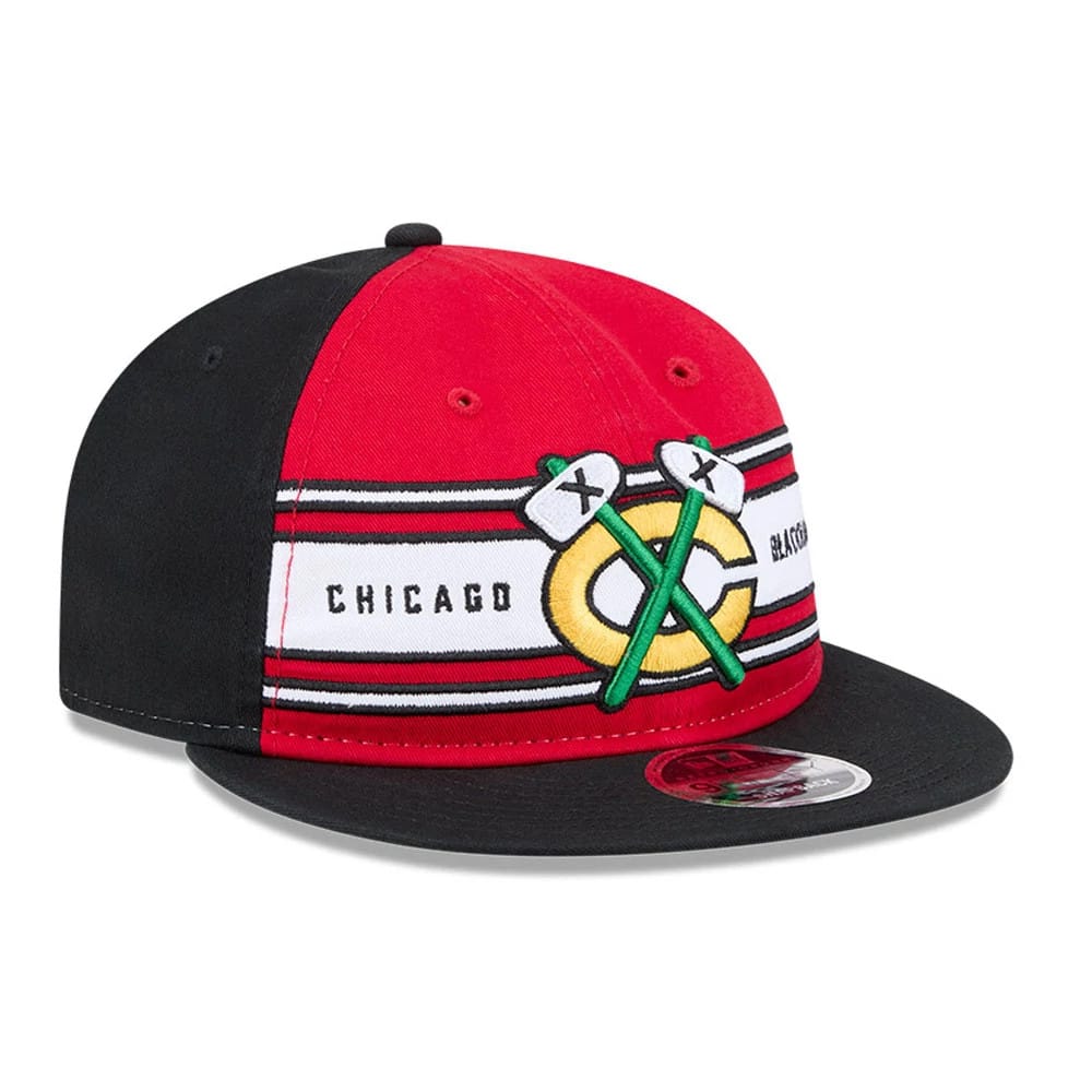 Chicago Blackhawks NHL Team Stripes Red Retro Crown New Era 9FIFTY Adjustable Cap, three-quarter view showing the embroidered team logo on the front panel, with a black flat visor and a 9FIFTY size sticker on the visor.