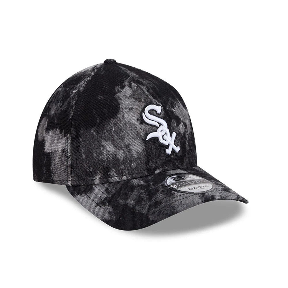 Chicago White Sox MLB Bleached Denim Black New Era 9TWENTY A-Frame Adjustable Cap, three-quarter view with a raised white embroidered Sox logo on the front panel and a 9TWENTY size sticker on the curved visor.