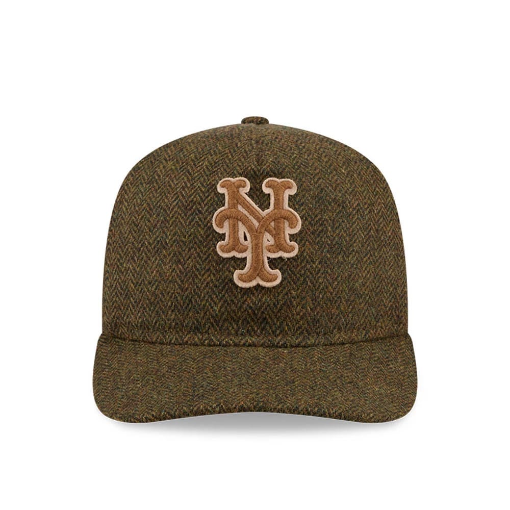 Pictured is this MLB X Moon New York Mets 19TWENTY cap in green. 2
