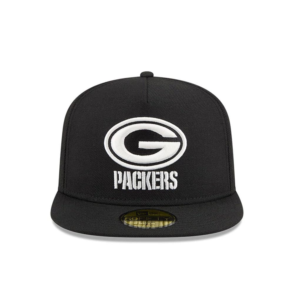 Green Bay Packers NFL Chiseled Embroidery Black New Era 59FIFTY A-Frame Fitted Cap, front view showing the white raised embroidered Packers logo and lettering on the structured black crown, with a gold 59FIFTY size sticker on the flat visor.