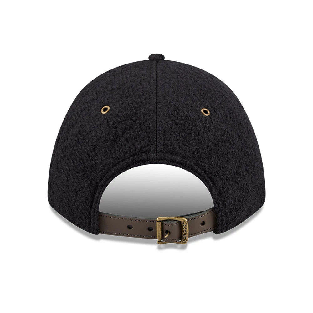 Pictured is this New Era Brushed Fleece 9FORTY M-Crown cap in black. 2