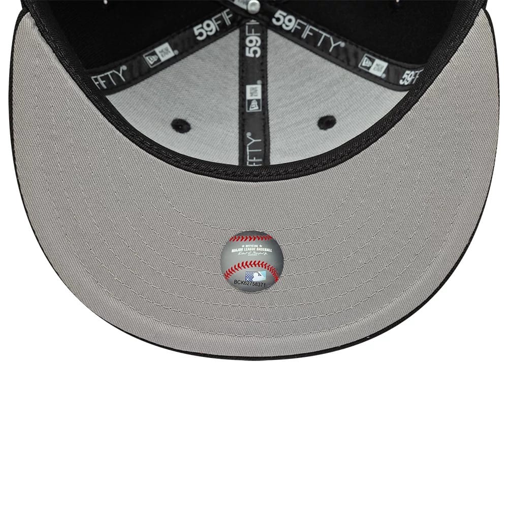 Chicago White Sox MLB Faux Pearl Black New Era 59FIFTY Fitted Cap, inside view showing black branded taping with the 59FIFTY logo along the seams, grey undervisor with a Round MLB Authentic Collection sticker and a contrasting black sweatband.
