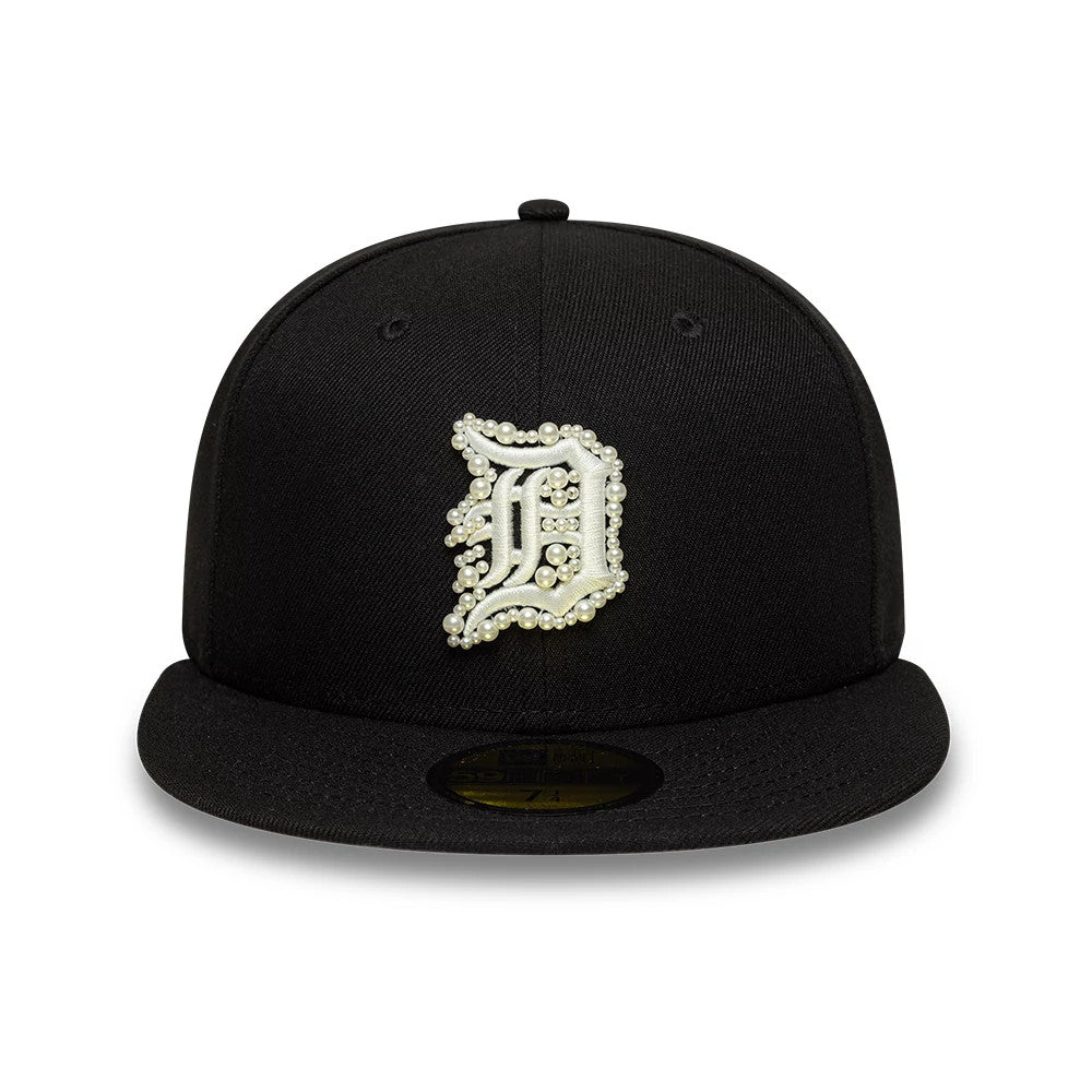 Detroit Tigers MLB Faux Pearl Black New Era 59FIFTY Fitted Cap, front view showing the intricately embroidered Detroit Tigers logo in white with faux pearl on the front panel, complemented by a flat black visor and a gold 59FIFTY size sticker.