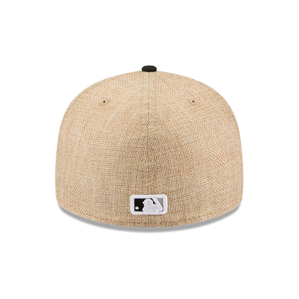 Pictured is this MLB Twine Chicago White Sox 59FIFTY Fitted cap in Beige. 7
