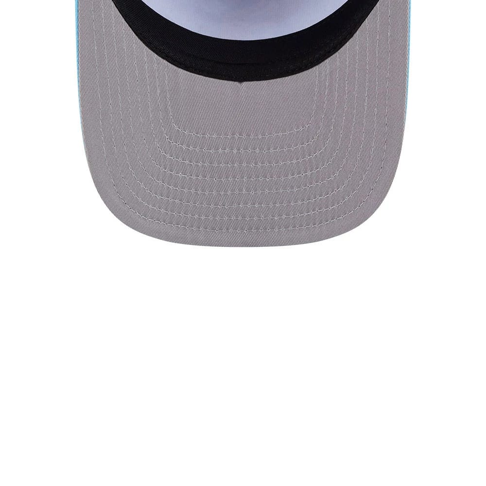 Pictured is this MLB Deep Water Chicago White Sox 9FIFTY A-Frame Snapback cap in pastel blue. 2