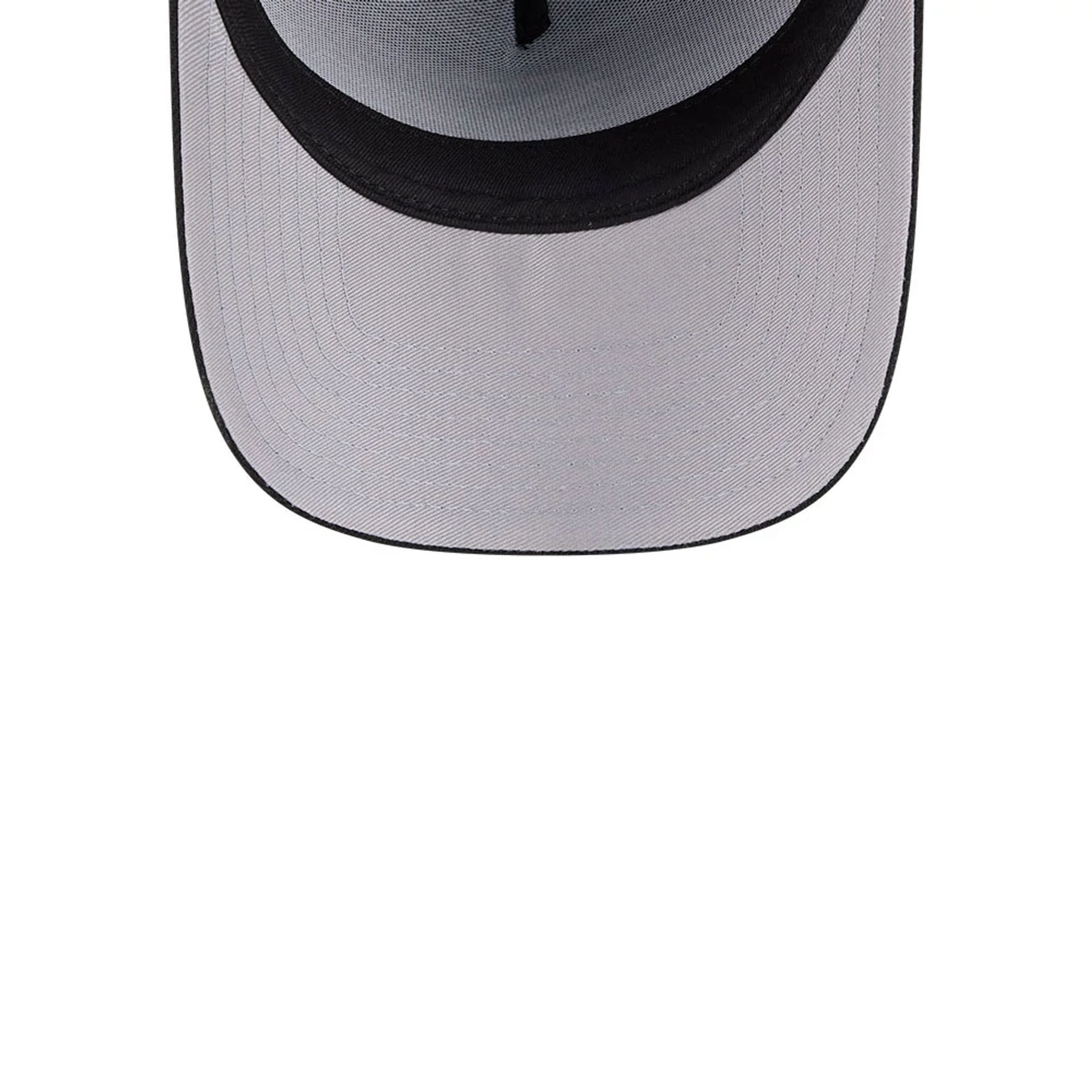 Pictured is this MLB Team Side Chicago White Sox 59FORTY A-Frame Fitted cap in black. 2