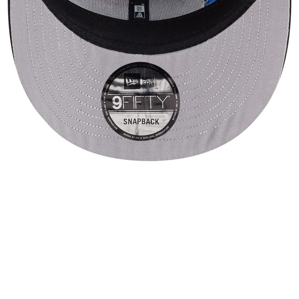 Toronto Blue Jays MLB Vissurf Black New Era 9FIFTY Snapback Adjustable Cap, inside view featuring a grey undervisor with a 9FIFTY size sticker, black interior taping and the New Era logo on the black sweatband.
