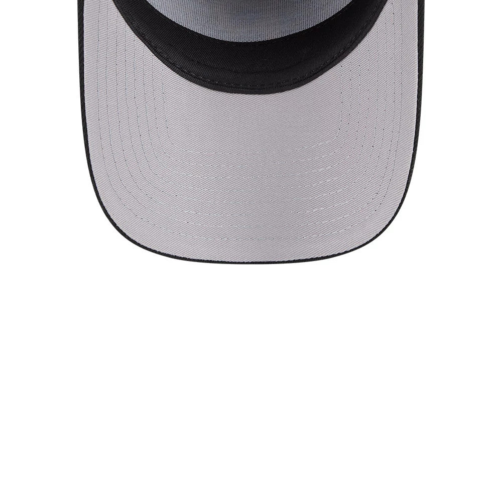 Pittsburgh Pirates MLB Team Side Black New Era 59FORTY A-Frame Fitted Cap, inside view showing the light grey undervisor of the curved black visor and the black sweatband encircling the structured crown.