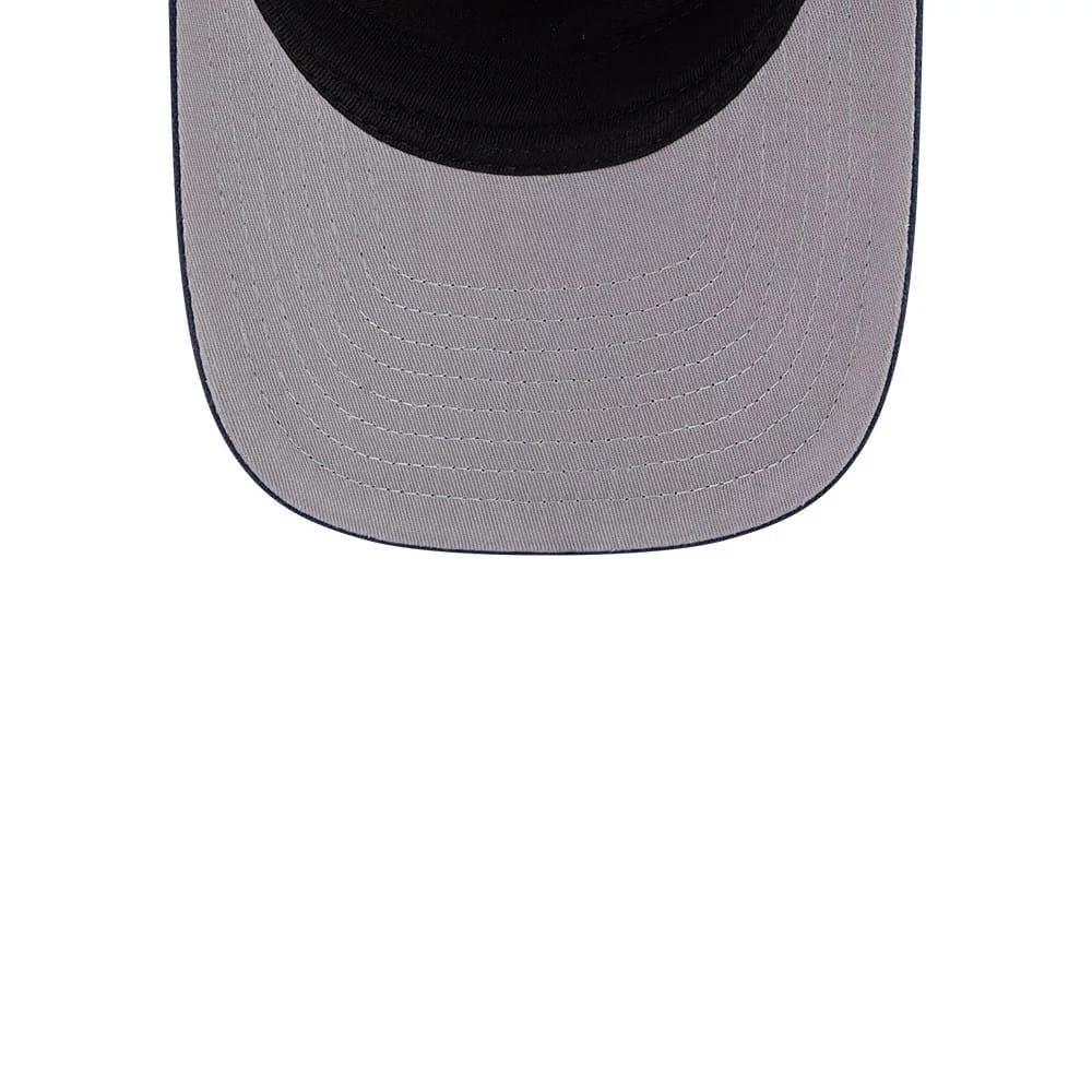 Pictured is this MLB Grained LA Dodgers 9FIFTY A-Frame Snapback cap in dark blue. 2