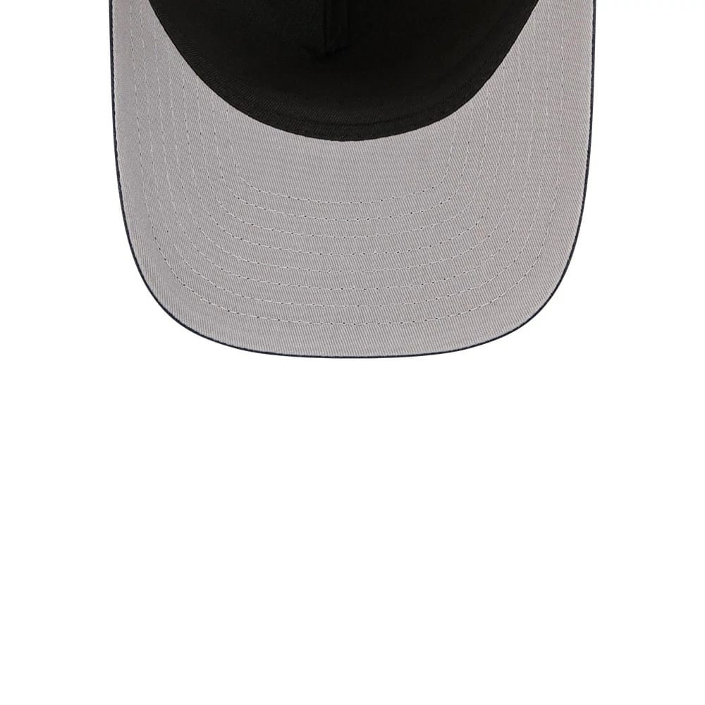 Pictured is this MLB Grained Boston Red Sox 9FIFTY A-Frame Snapback cap in navy. 2