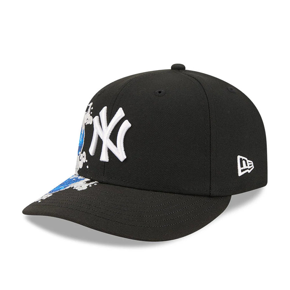 Pictured is this MLB Vissurf New York Yankees 9FIFTY Snapback cap in black. 3