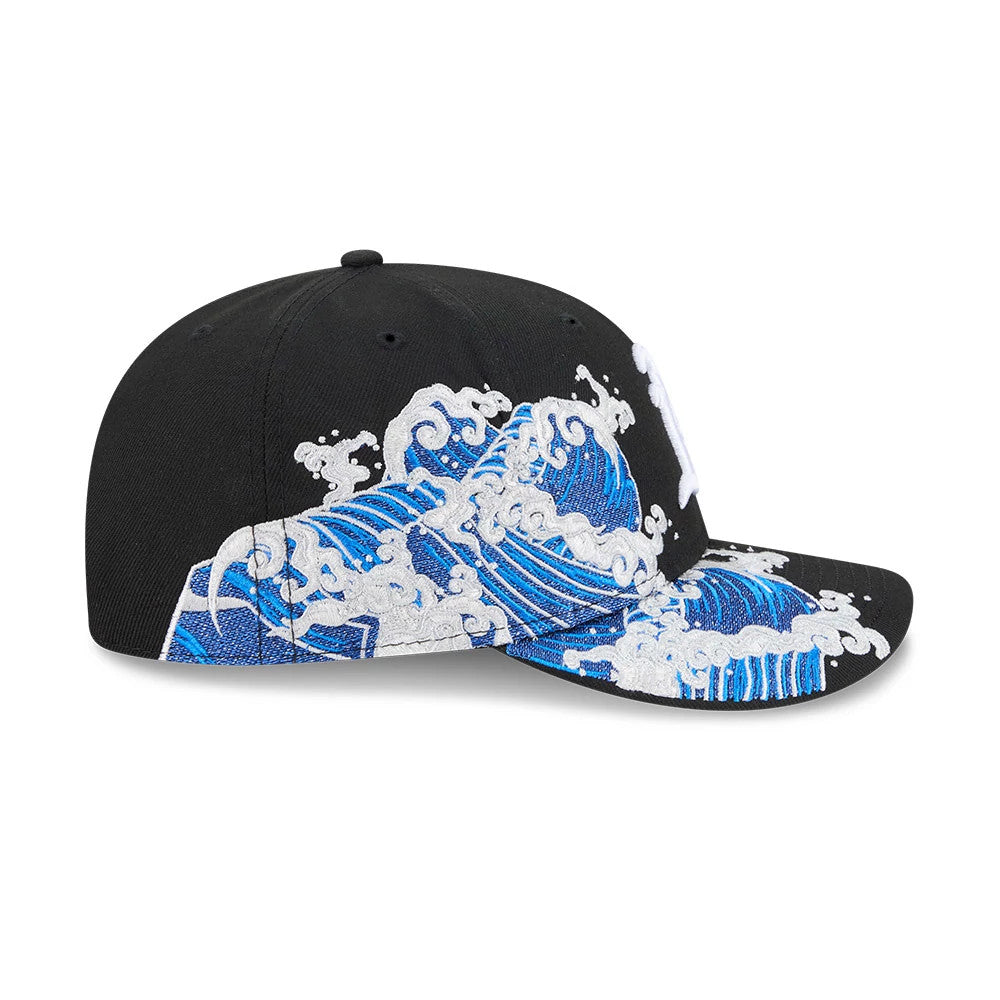Pictured is this MLB Vissurf Athletics 9FIFTY Snapback cap in black. 5