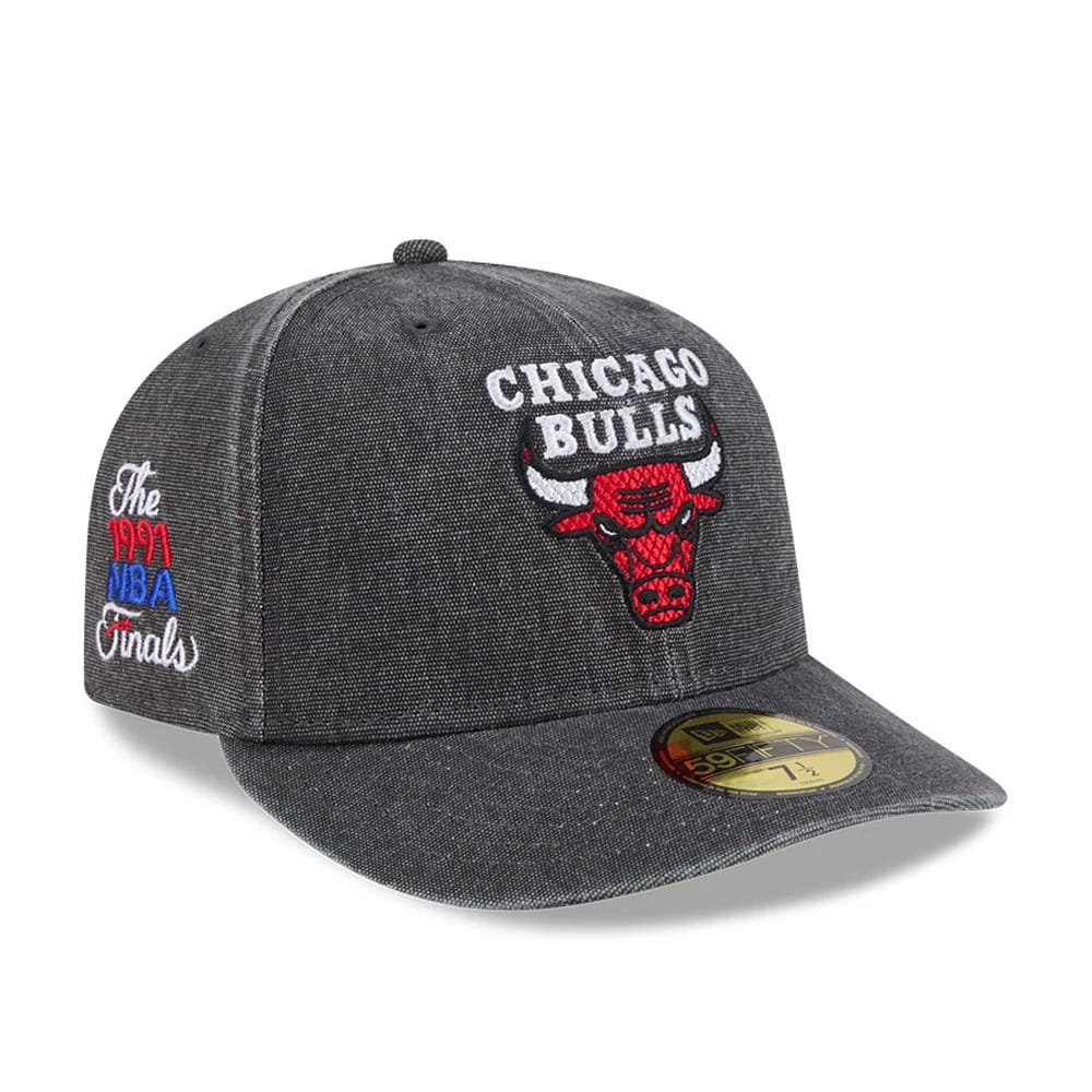 Pictured is this NBA Hardwood Classic Chicago Bulls 59FIFTY Fitted cap in black. 1