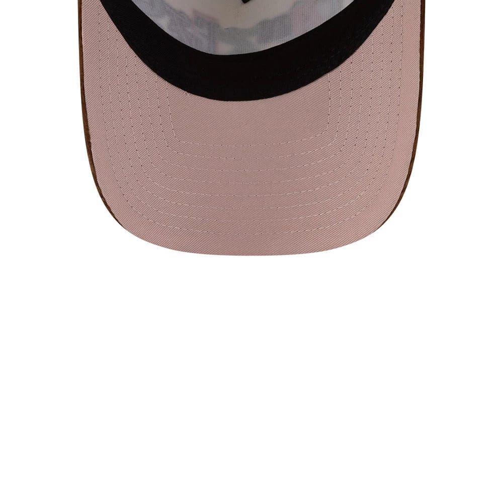 Pictured is this MLB DIY Note New York Yankees 9FORTY A-Frame cap in cream. 2