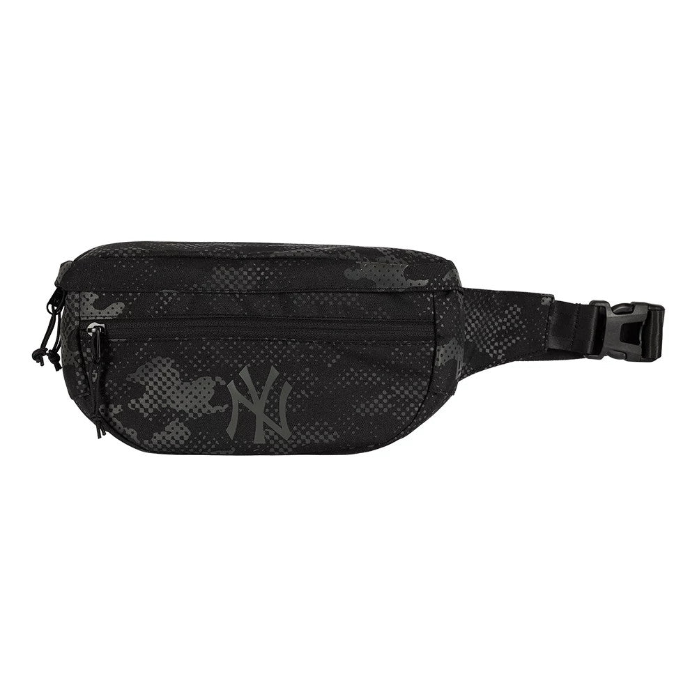 New Era New York Yankees MLB Camo Black Waist Bag, side view showing a black and grey camo pattern, a printed New York Yankees logo on the front pocket, and a zip closure with two pull cords for added convenience and security.