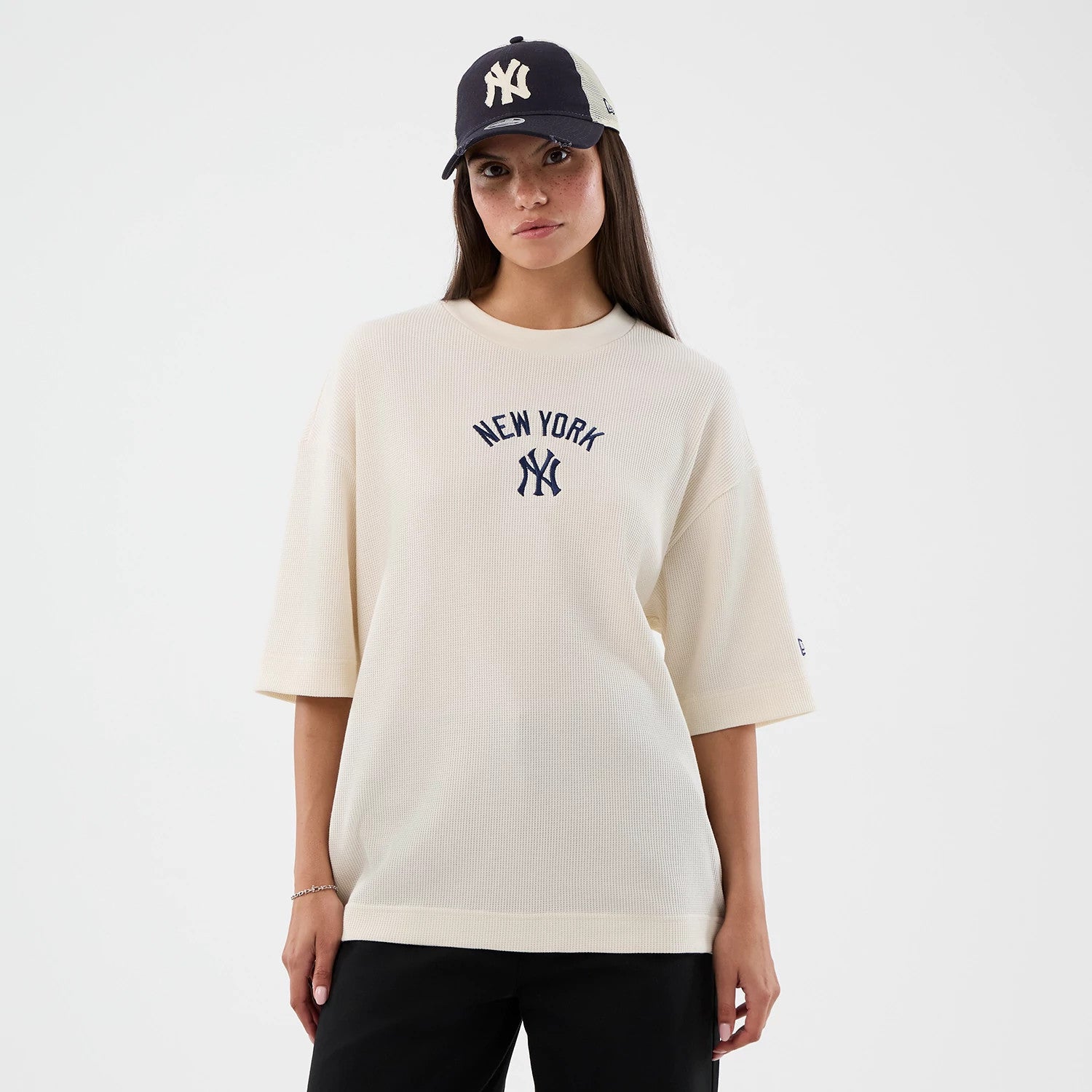 The model is wearing this MLB Waffle New York Yankees T-Shirt in open white. 4