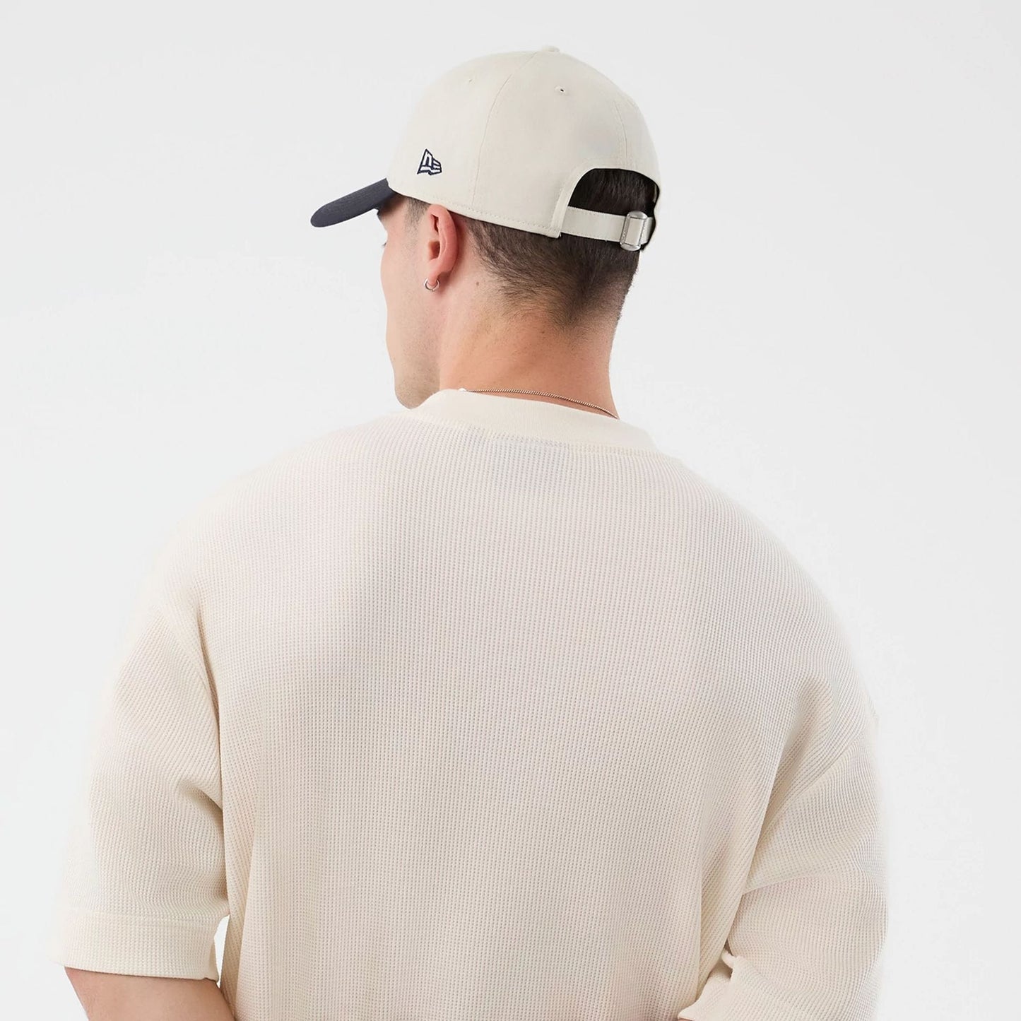 The model is wearing this MLB Waffle New York Yankees T-Shirt in open white. 8