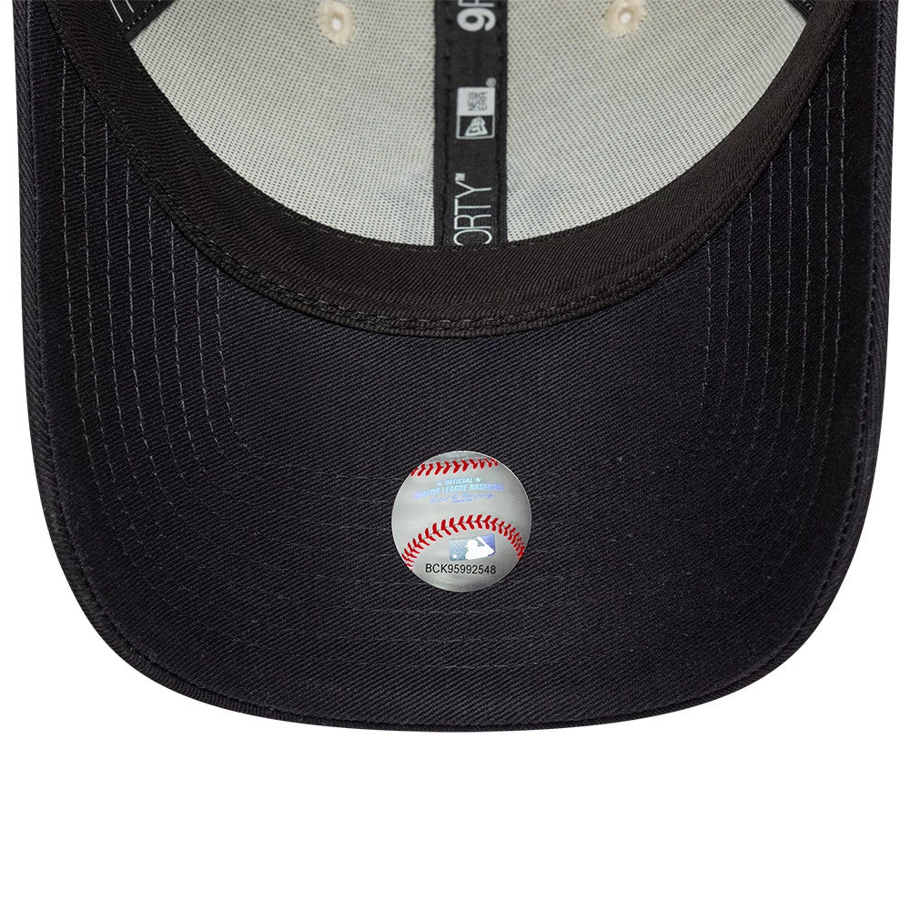 Pictured is this MLB World Series Patch New York Yankees 9FORTY cap in Cream. 6