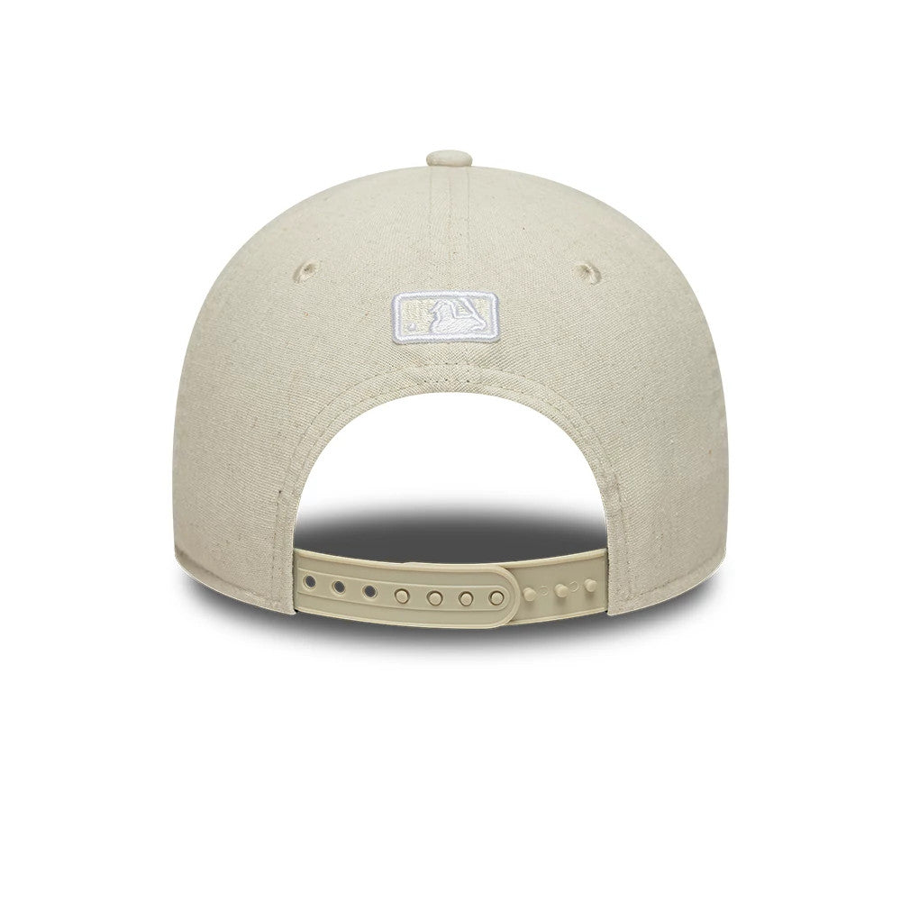 Pictured is this MLB Linen New York Yankees 9FORTY M-Crown cap in Cream. 4
