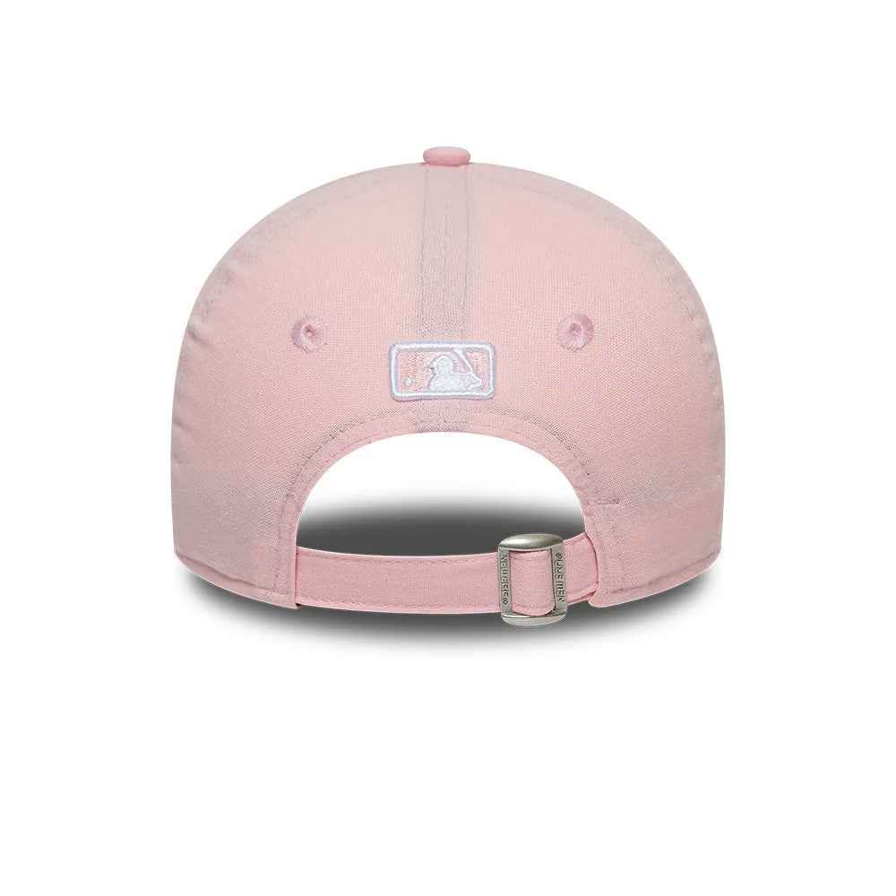 Pictured is this Youth MLB Linen LA Dodgers 9FORTY M-Crown cap in pastel pink. 4