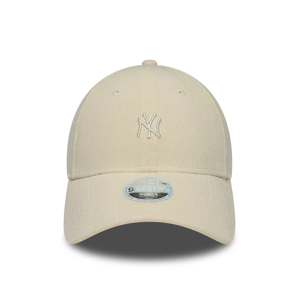 New York Yankees Womens MLB Midi Cord Cream New Era 9FORTY Adjustable Cap, front view showing the cream embroidered NY Yankees logo on the structured cream crown with a pre-curved visor and featuring a 9FORTY size sticker on the cap's visor.