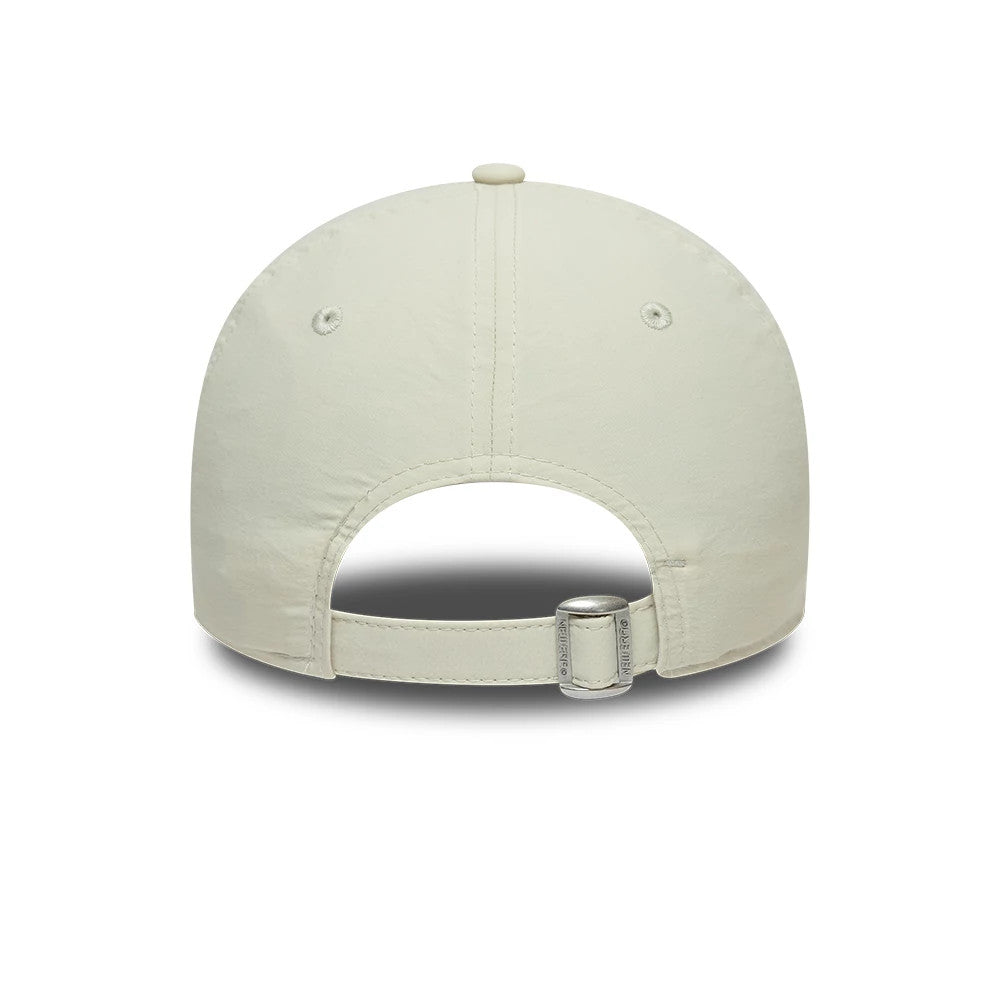 Pictured is this MLB Recycled New York Yankees 9TWENTY cap in light beige. 4