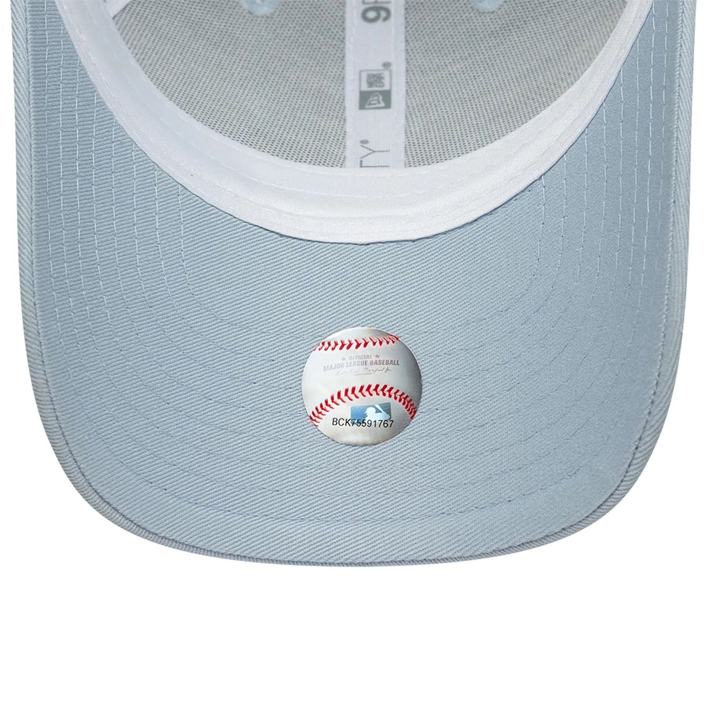 Pictured is this Youth MLB Homefield LA Dodgers 9FORTY Trucker cap in pastel blue. 5