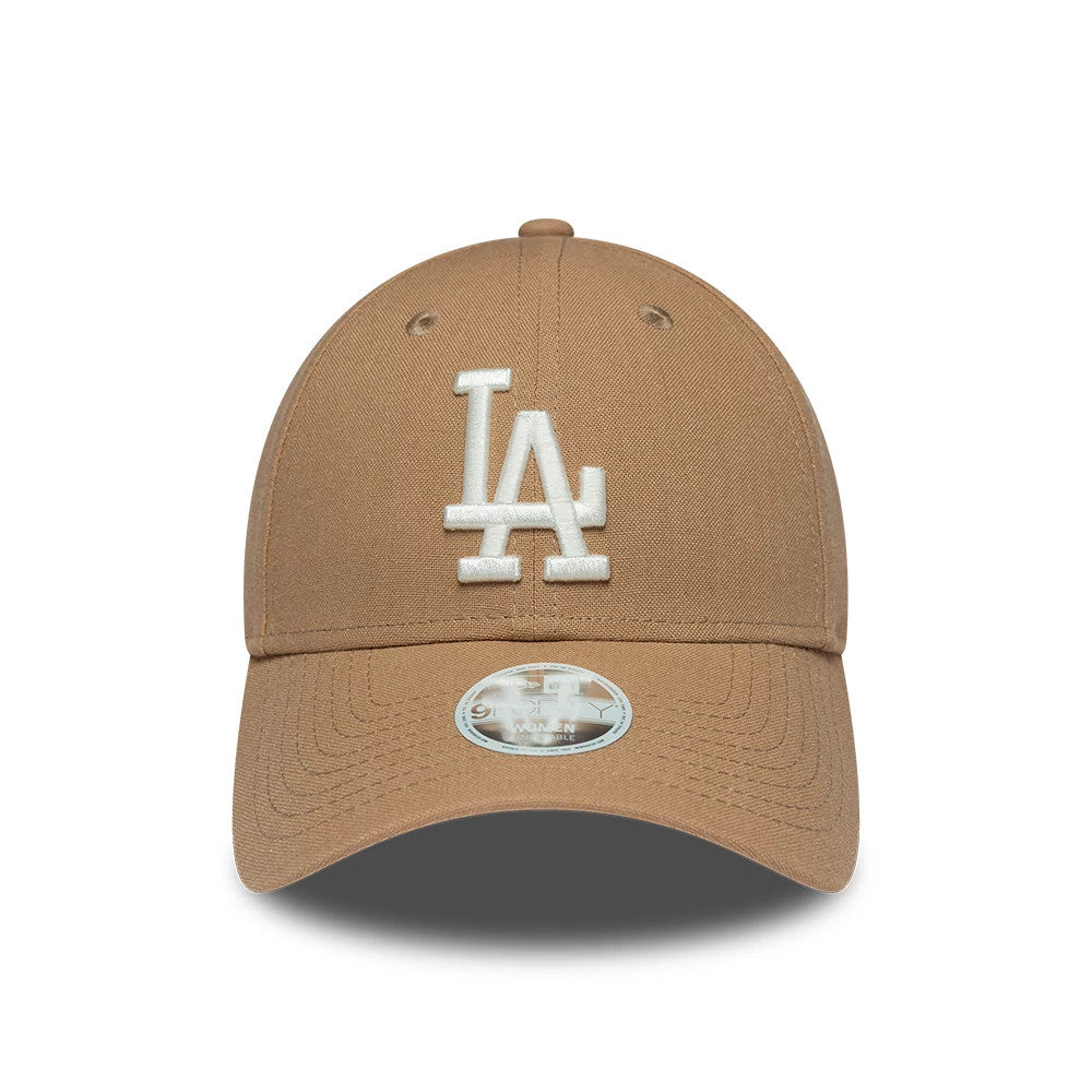 LA Dodgers Womens MLB Linen Dark Beige New Era 9FORTY Adjustable Cap, front view showing the white embroidered LA logo on the structured dark beige crown, a curved matching visor, and a 9FORTY size sticker on the visor.