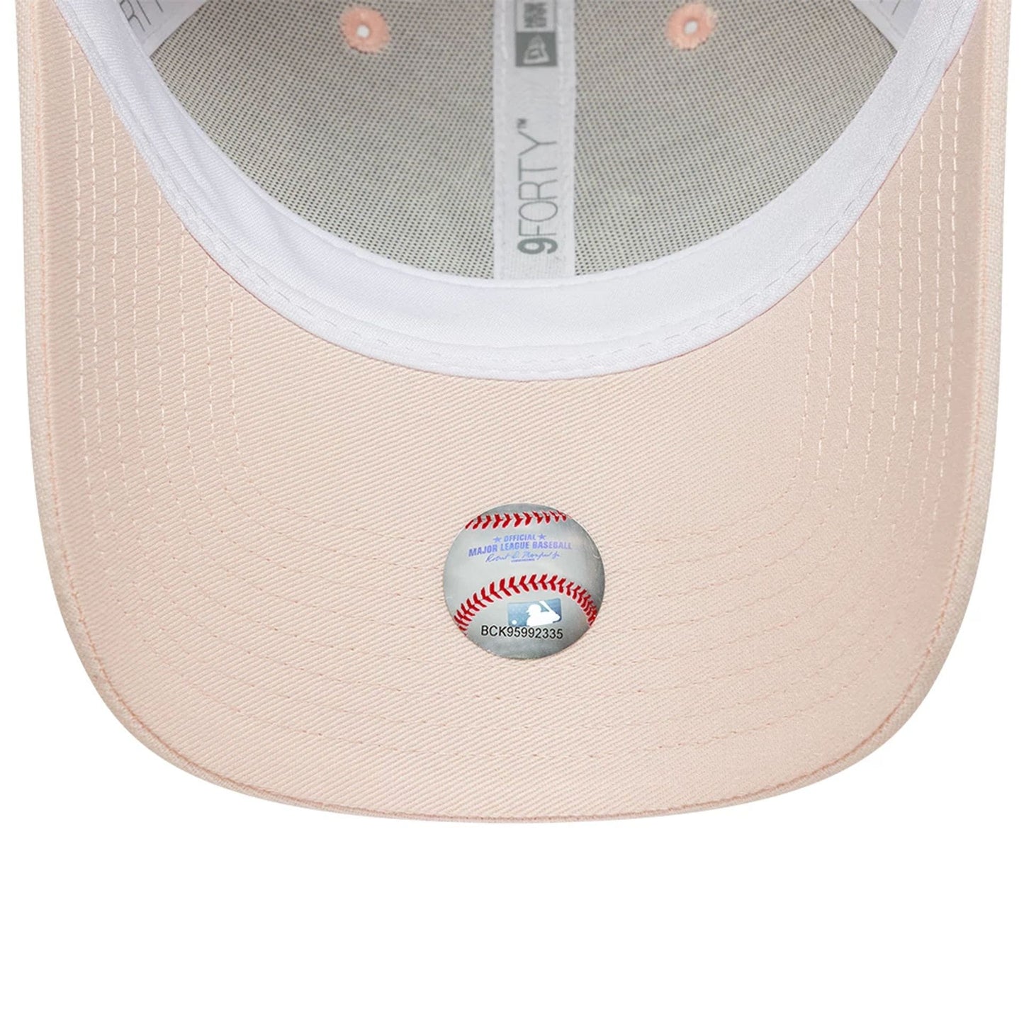 Pictured is this Womens MLB Linen New York Yankees 9FORTY cap in pastel pink. 5