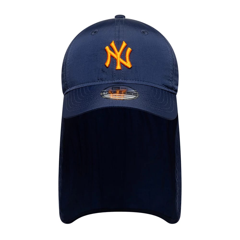 Pictured is this Child MLB Sun Shield New York Yankees 9FORTY cap in navy. 2