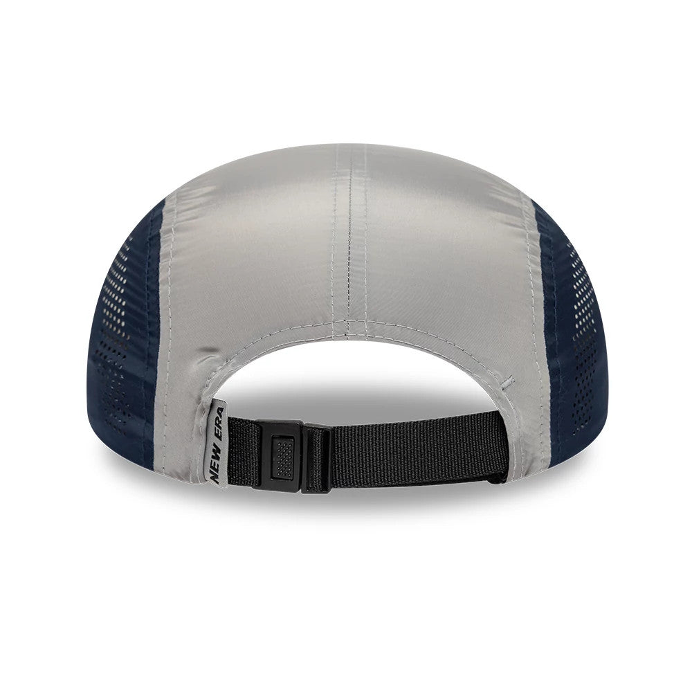 Pictured is this New Era Colour Block Runner cap in navy. 4