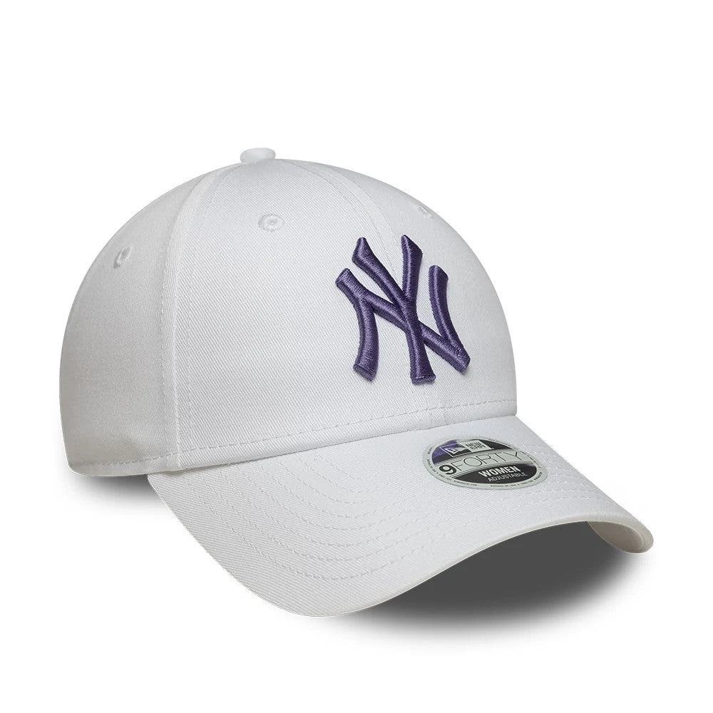 New York Yankees Womens MLB League Essential White New Era 9FORTY Adjustable Cap, front view showing the raised purple embroidered NY logo on the front panel, curved white visor, and 9FORTY size sticker on top of the visor.